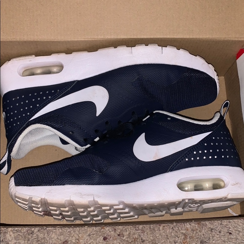 Nike Air Max Tavas